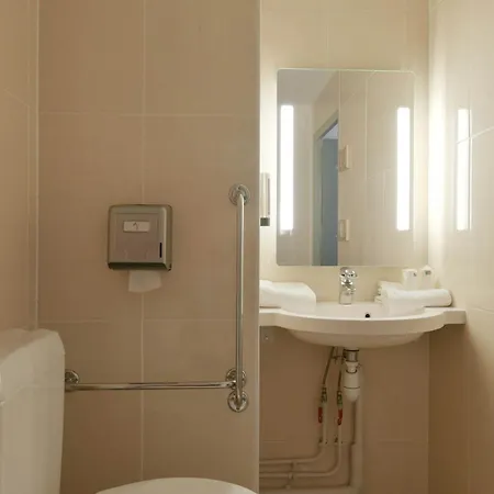 Hotel Le Mans Sud 2*