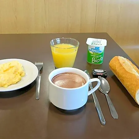 Hotel Le Mans Sud 2*