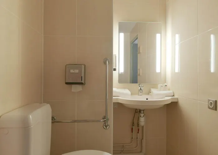 Hotel Le Mans Sud 2*